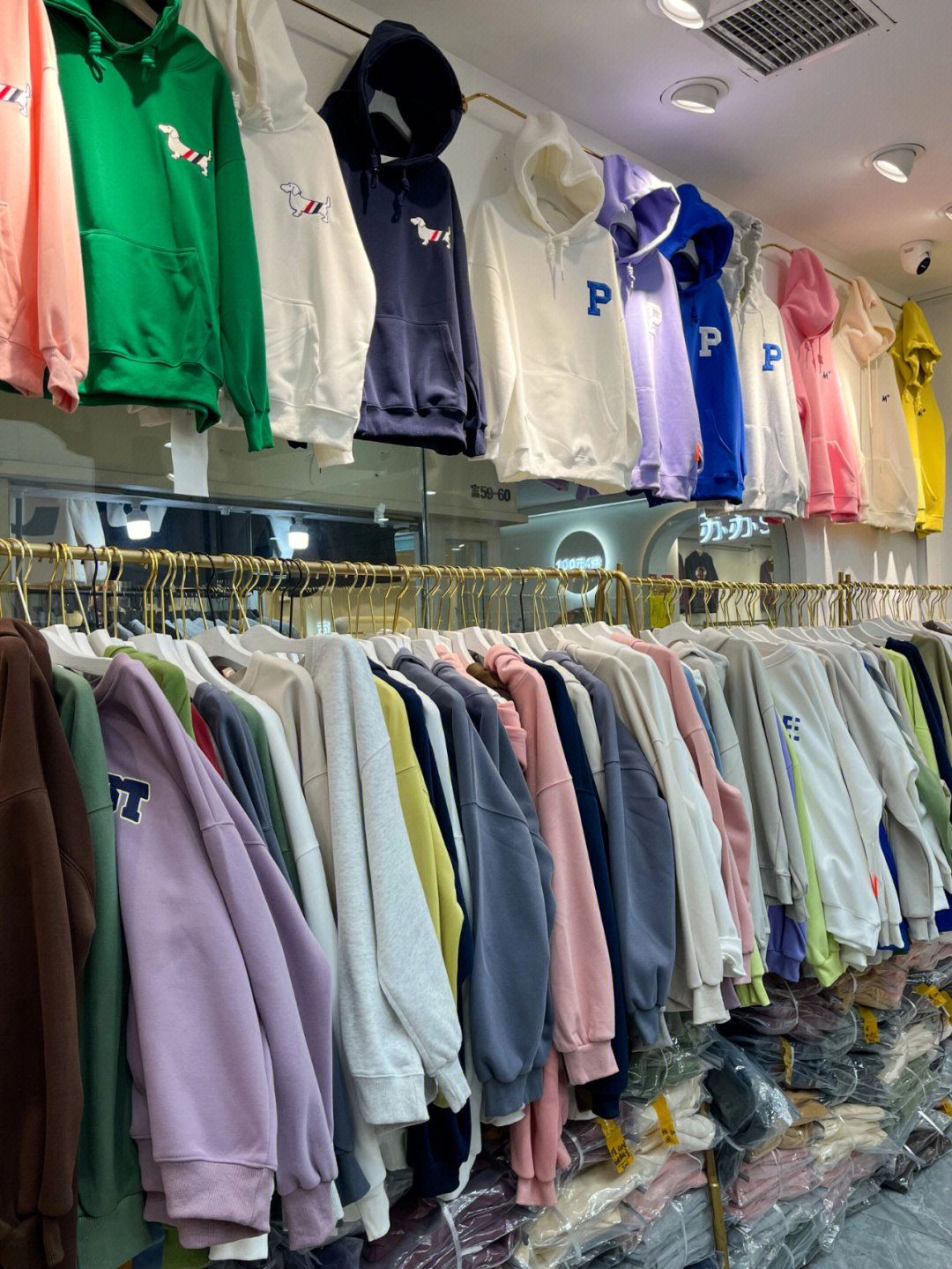 南京服裝批發(fā)指南 探訪最大最便宜市場(chǎng)，低至8元起！